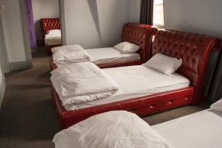 Backpackers Imperial Hotel - 9