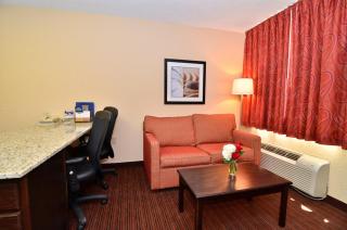 MainStay Suites Knoxville Airport - Alcoa - 8
