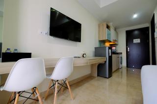 Cozy Studio Menteng Park Apartment By Travelio - Jakarta - 1