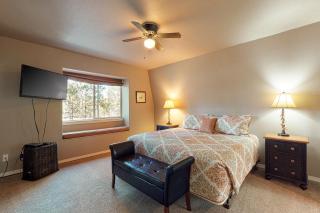 5 Bed 3 Bath Vacation home in Sunriver - Sunriver - 8