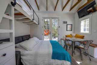 Pueblo Street Tiny Home - 4