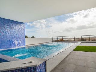 Villa Ria Alvor- Swimming pool & Jacuzzi - Alvor - 0