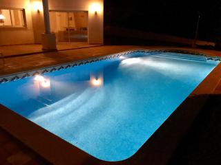 Lovely Burgau villa just 3 mins walk from beach - Budens - 2