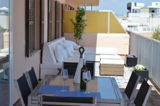WHITE - EnjoytheSeainColonia WE RENT ONLY FROM SAT TO SAT - 3