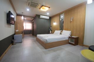 Khon Kaen Ruenrom Hotel - 0