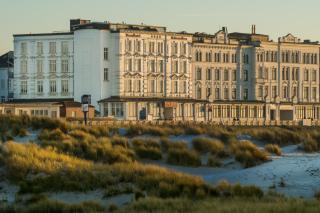 Strandhotel Hohenzollern - Borkum - 0