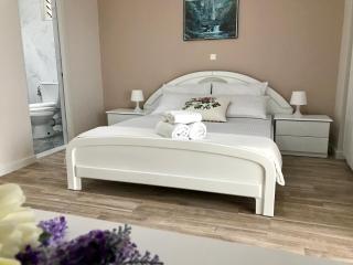 Joy Hotel - Sarandë - 5