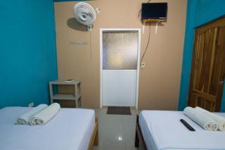 Hostal Alcazaba - Puerto López - 4