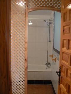 BONITO APARTAMENTO EN ZAHARA DE LOS ATUNES - Zahara de los Atunes - 2