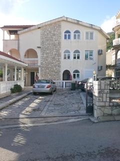Guesthouse Vila Tamburic - Bečići - 3