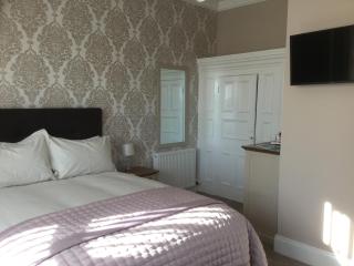 Glenora Guest House - 8