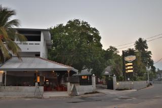 Tangalle Rest House - Tangalle - 2