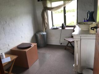 Coombe Lodge Farm House - Bristol - 2