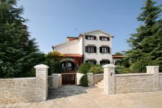 Apartments Ruby - Funtana - 0
