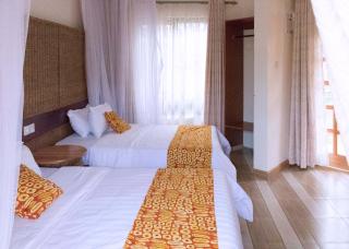 Tooro Fairway Hotel - Fort Portal - 0