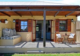 Huguenot House - Franschhoek - 1