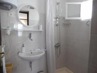 Apartments by the sea Okrug Donji, Ciovo - 17078 - Okrug Donji - 6