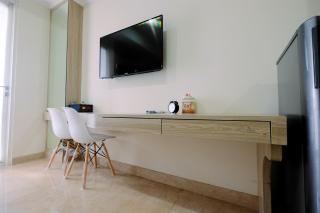 Cozy Studio Menteng Park Apartment By Travelio - Jakarta - 7
