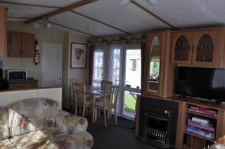 Caravan 6 Berth North Shore Holiday Centre with 5G Wifi - Winthorpe - 7