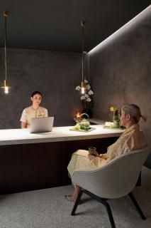 Taj 51 Buckingham Gate Suites and Residences - 2