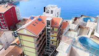 Apartmani Luka - Vila Brzulovic - Rafailovici - 0