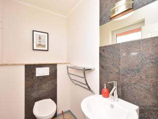 Ferienhaus Boddenbrise mit Hiddenseeblick - Vieregge - 1