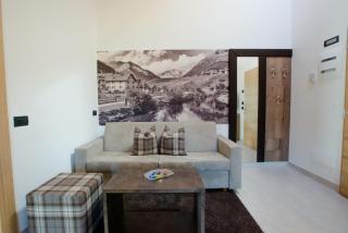 BLUE MOON APARTMENTS - 9