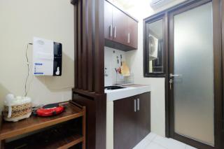 Minimalist Studio at Kebagusan City Apartment By Travelio - Giacarta - 7