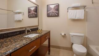 Best Western Plus Wakeeney Inn & Suites - 1