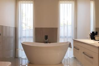 Deluxe Coastal Home & Award-winning Golf - Whangaparaoa - 2