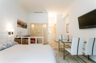 Holidays Isbilia Centro by Valcambre - Sevilla - 3