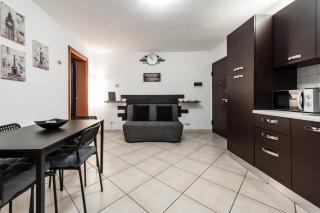 Lemon House YELLOW - 2