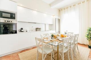 Stylish and wide- 3Bdr 3Bth- Los Remedios - Siviglia - 9