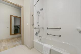 Holiday Inn Express & Suites - Carrollton West by IHG - Carrollton - 8