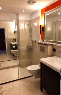 Hotel Ramor Garni - Duisburg - 5