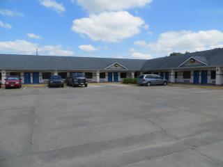 Executive Inn & Suites West Columbia - 2