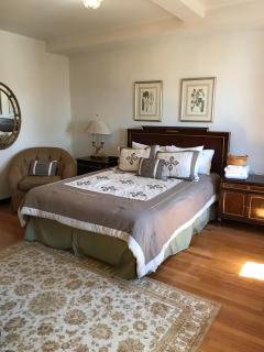 The Castle at Skylands Manor - Ringwood - 1