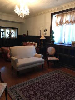 The Castle at Skylands Manor - Ringwood - 5