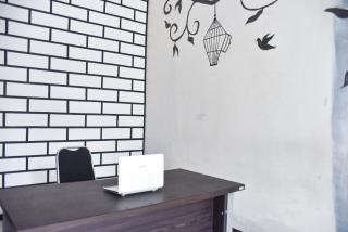 RedDoorz Plus near Malang Town Square - 9