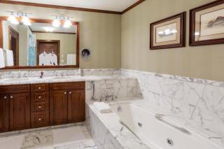 The Ritz-Carlton Club, 3 Bedroom Residence 8215, Ski-in & Ski-out Resort in Aspen Highlands - Aspen - 3