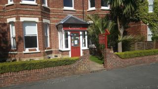 Colebrook Guest House - Farnborough - 4