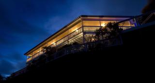 White House Ocean View Spa Villa - Burnt Pine - 6