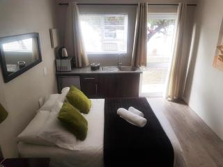 Urban Manor - Port Elizabeth - 8