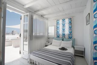 Homebase - Parikia - 6