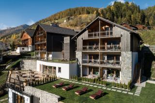 Les Dolomites Mountain Lodges - St. Martin in Thurn - 0
