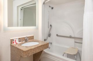 Howard Johnson by Wyndham Rock Hill - Rock Hill - 4