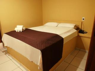 Londres Royal Hotel - Cama de alvenaria - Londrina - 7