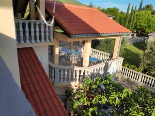 VILLA PUNTA BLAVA - beach front, ideal for family vacation with kids, large terraces with sea view, internet, Netflix, no pets allowed - 8