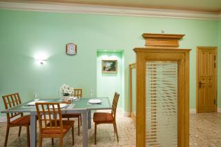 Old Riga 2 Bedroom Vecpilsetas Street Apartment - Riga - 3