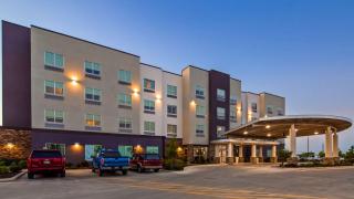 Best Western Plus Roland Inn & Suites - 1